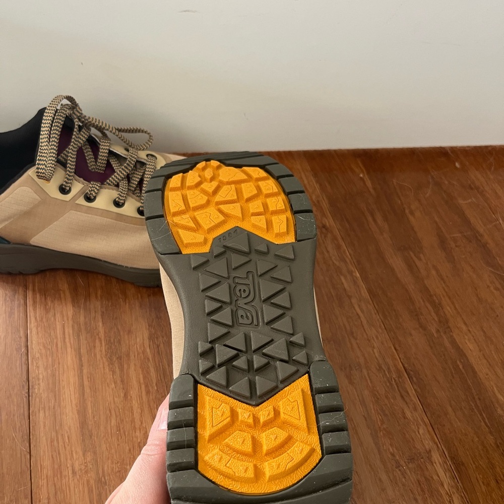 Teva Hiking Sneakers - Picture 3 of 4